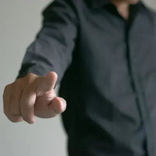 ¿Me pueden forzar a reducir la jornada laboral sin mi consentimiento?