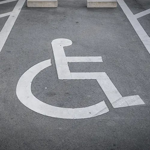 ¿Tengo ayudas o descuentos por ser discapacitado?