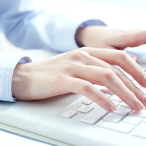 ¿Puedo cambiar mis datos de la SS por Internet?