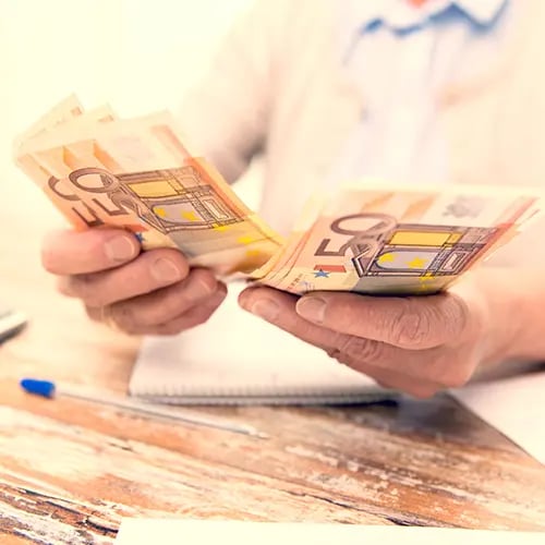 Pensiones mínimas 2025 (y cuál es la máxima que se puede cobrar)