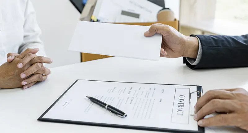 La carta de despido: modelo y ejemplos de despido improcedente