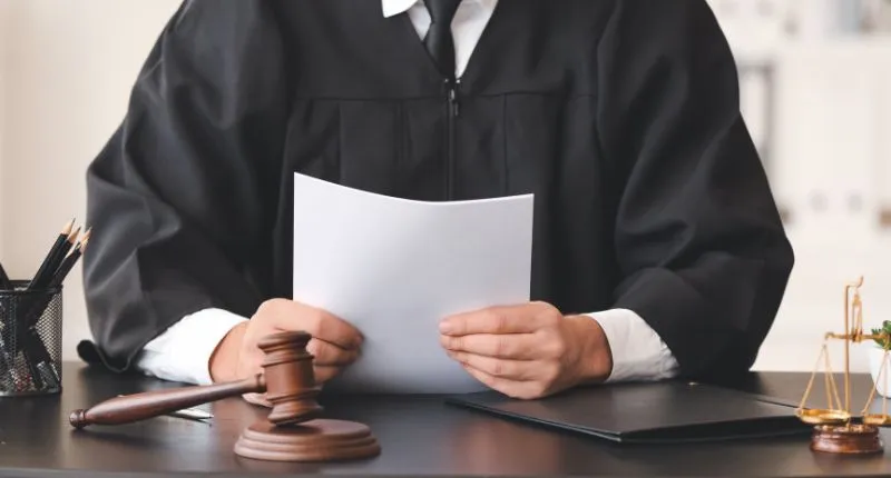 Un juez recuerda al INSS que por un “mero alivio” no se puede quitar una incapacidad